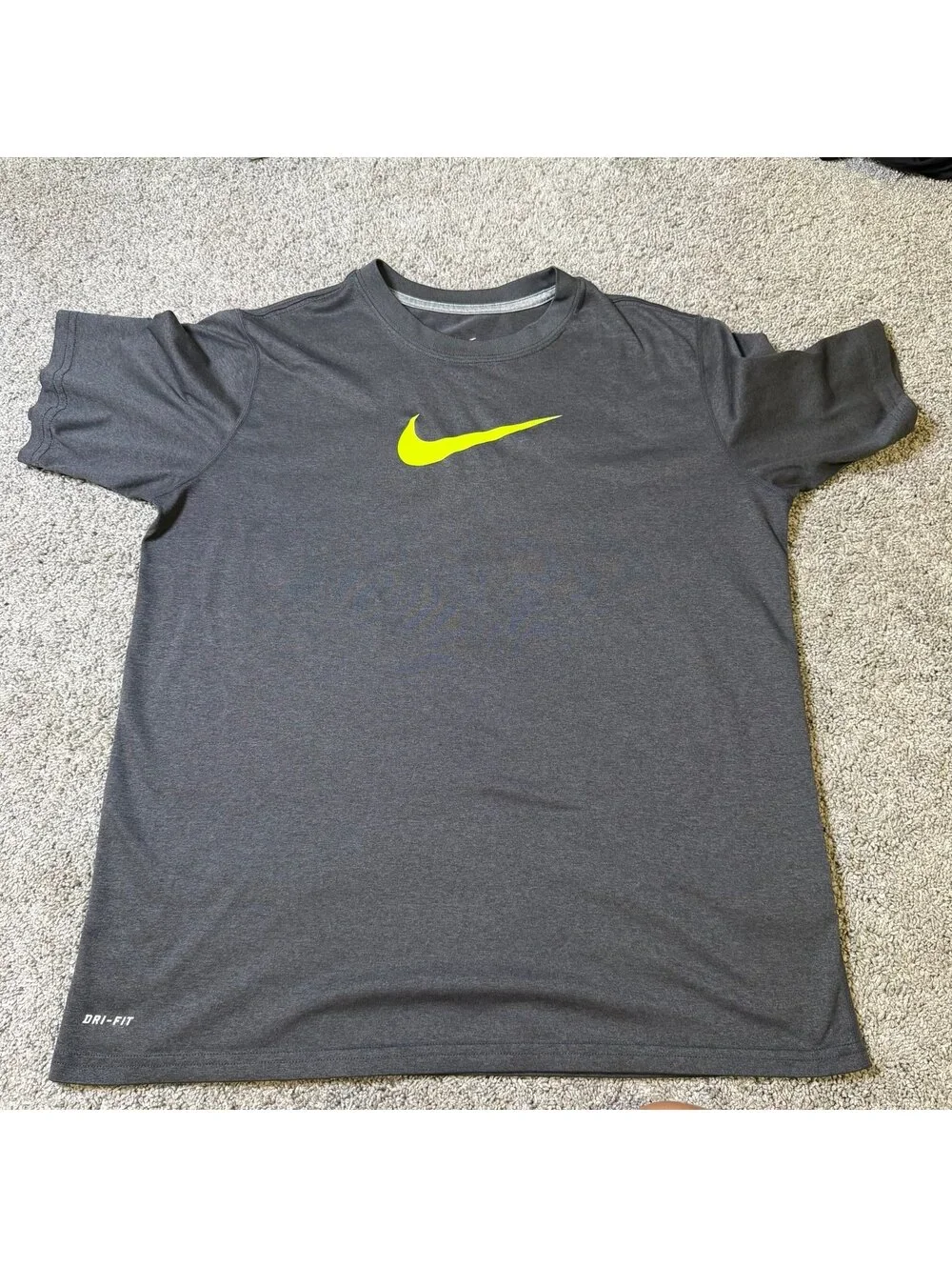Nike Dri-FIT Gray T-Shirt Size Youth XL